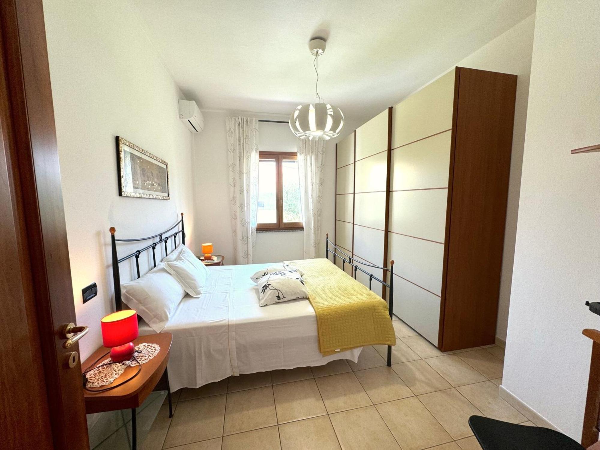 Rosa'S House - Zona Ospedaliera Apartment Cagliari Ngoại thất bức ảnh