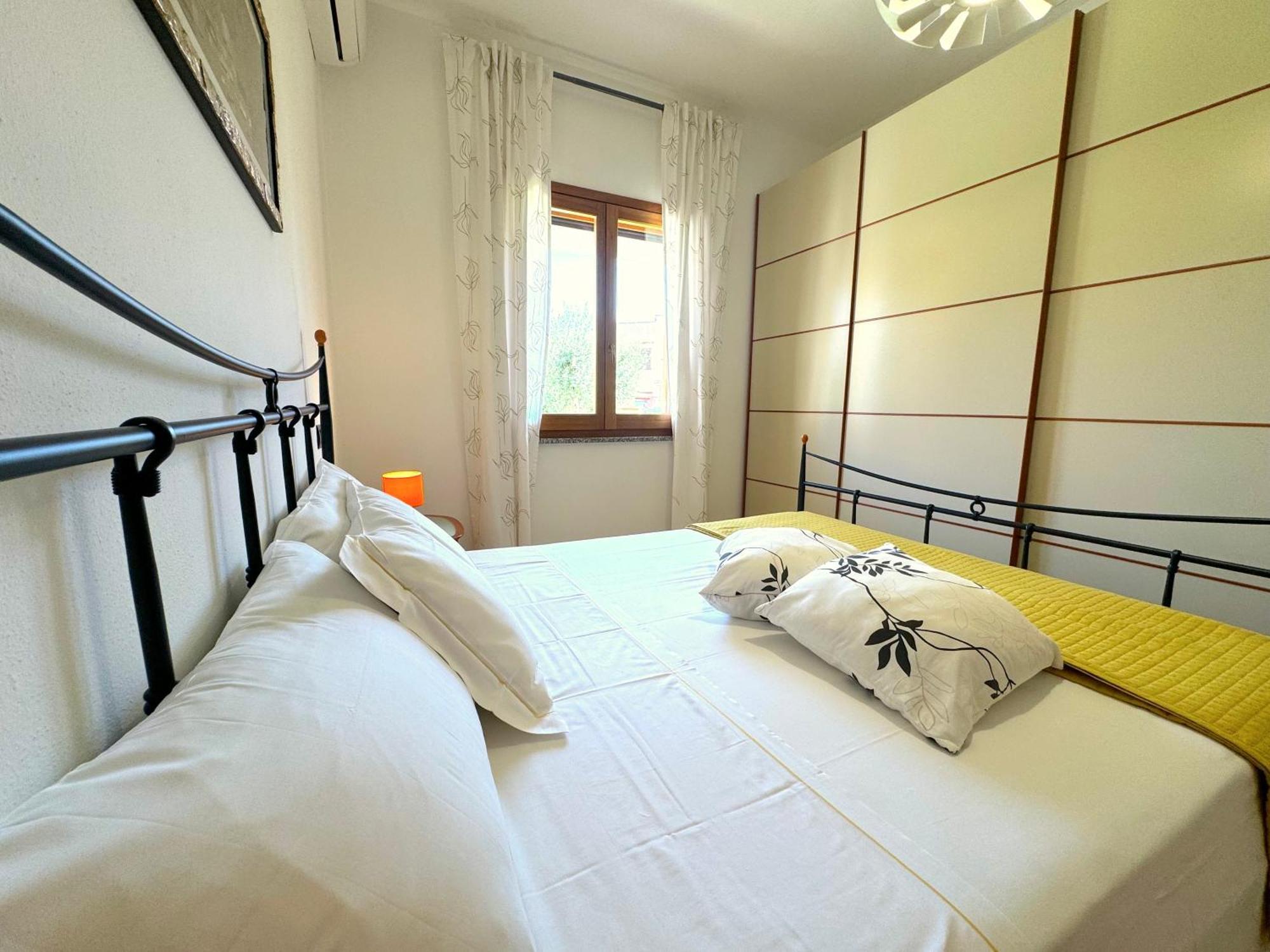 Rosa'S House - Zona Ospedaliera Apartment Cagliari Ngoại thất bức ảnh