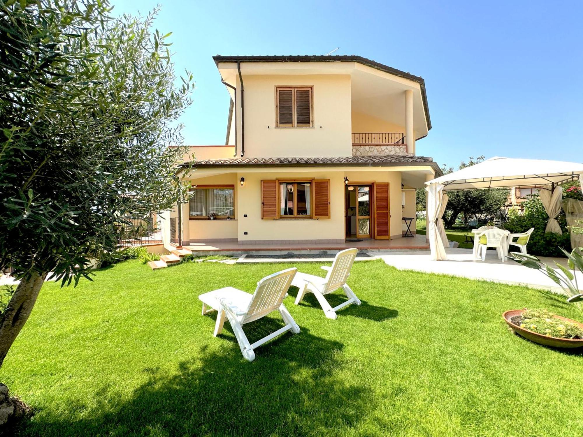 Rosa'S House - Zona Ospedaliera Apartment Cagliari Ngoại thất bức ảnh