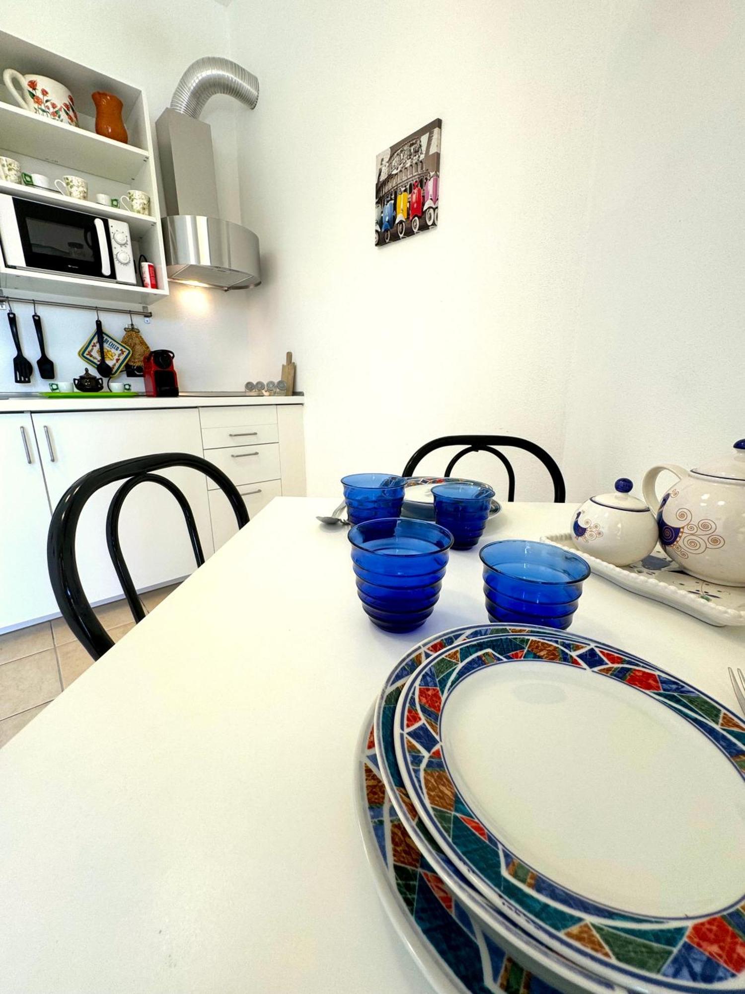 Rosa'S House - Zona Ospedaliera Apartment Cagliari Ngoại thất bức ảnh